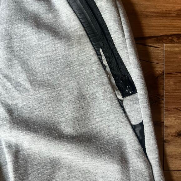Boys Gray Black NBA Sweatpants with Zip Pockets Size Mecium (10-12) - Picture 3 of 7